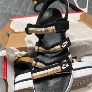 Nike Black and Tan Strap Sandals